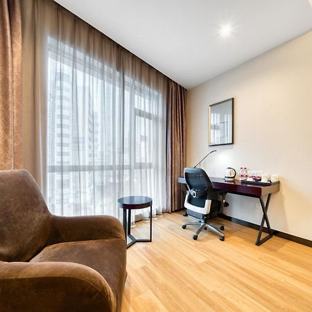 Yiwu International Mansion Hotel Bagian luar foto