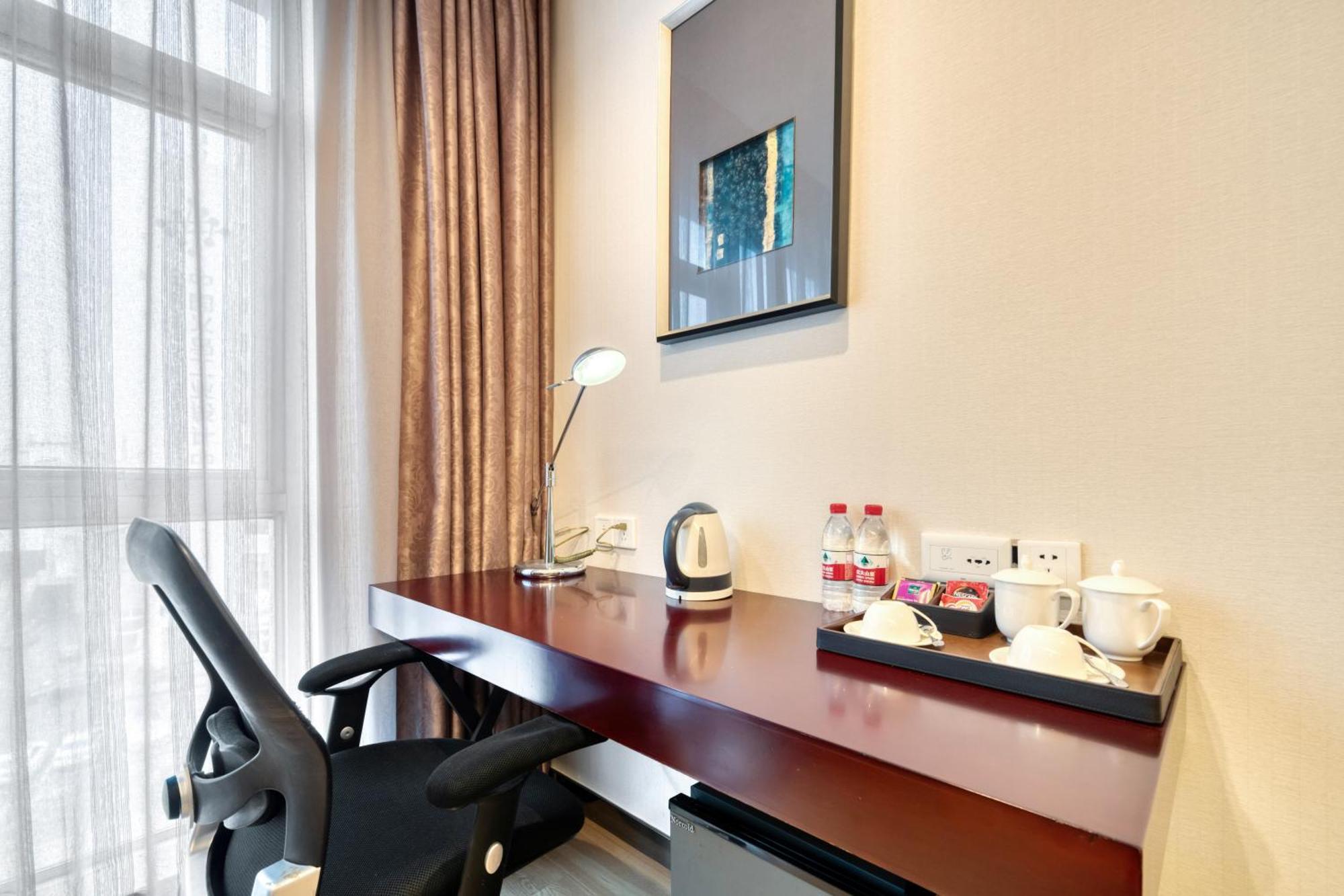 Yiwu International Mansion Hotel Bagian luar foto