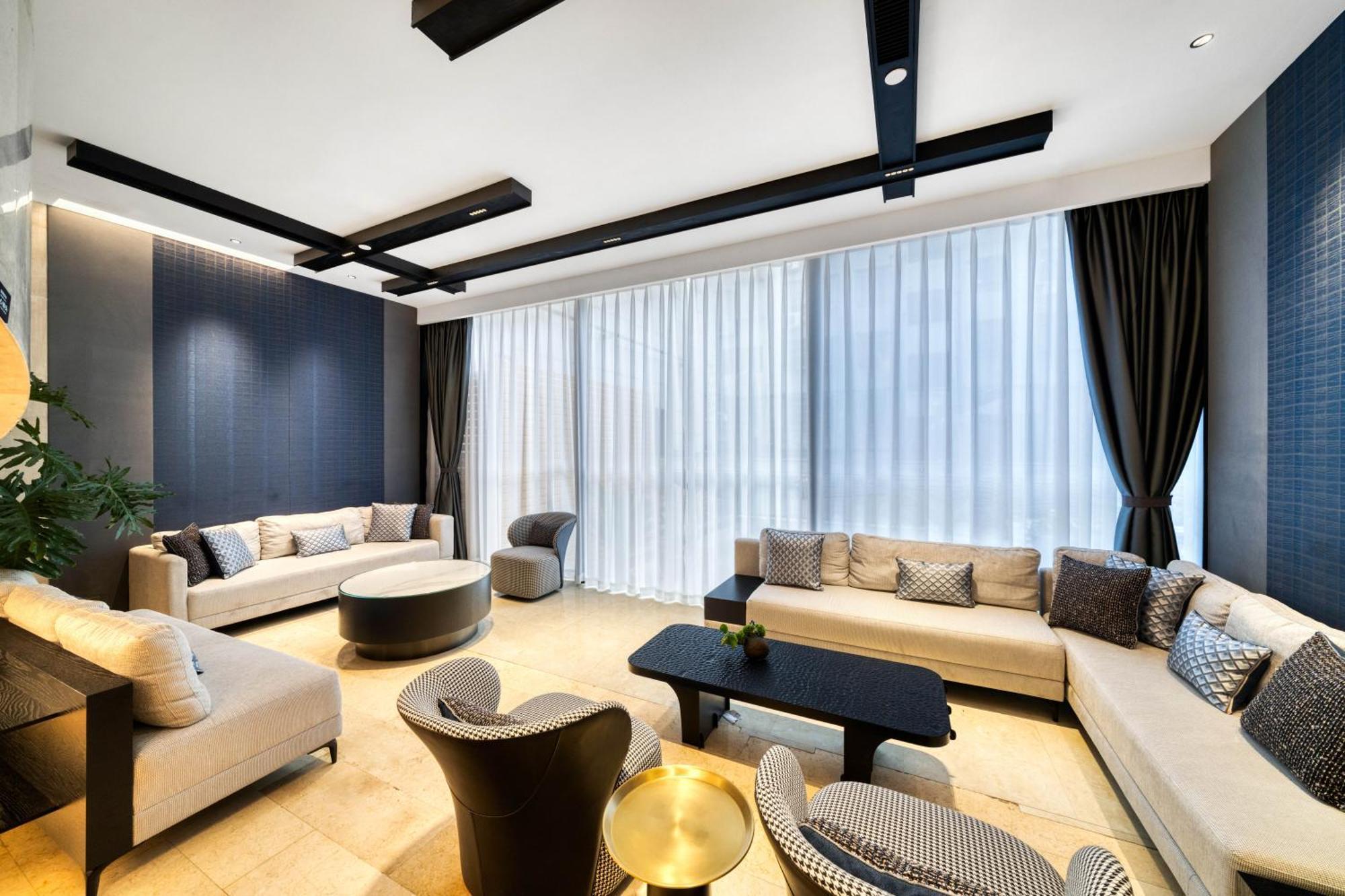 Yiwu International Mansion Hotel Bagian luar foto