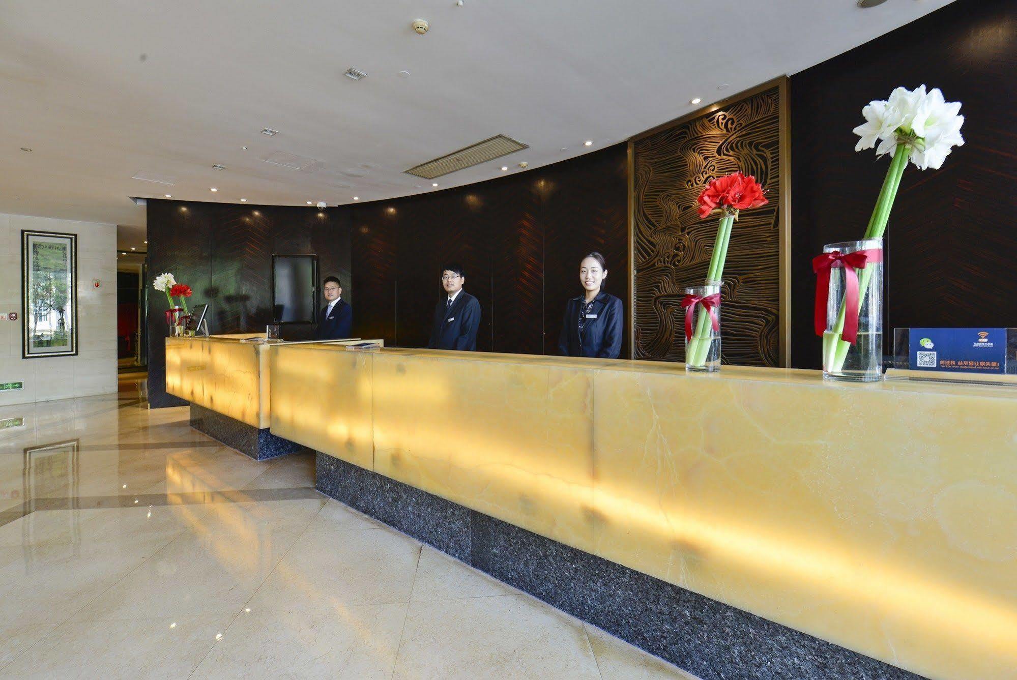Yiwu International Mansion Hotel Bagian luar foto